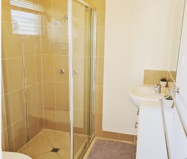 OUTSTANDING SELF CONTAINED DUPLEX UNIT WITH IT'S OWN YARD &mldr; PE... - Photo 1