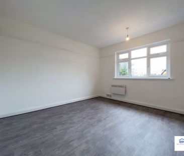 1 Bedroom Flat - Photo 3