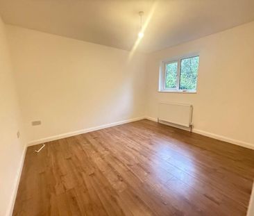 2 bedroom bungalow to rent - Photo 1