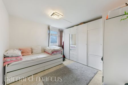 Woodcote Road, Wallington - Photo 3