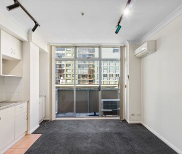 94/6 Poplar Street, Surry Hills NSW 2010 - Apartment For Rent | Domain - Photo 4