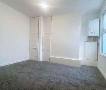 Hillborough Road, Luton, LU1 - Photo 3