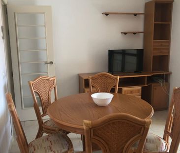 Se alquila para todo el año apartamento en primera línea de playa e... - Photo 2