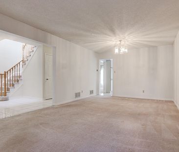 For Lease - 3586 Italia Crescent, Mississauga, Ontario - Photo 4