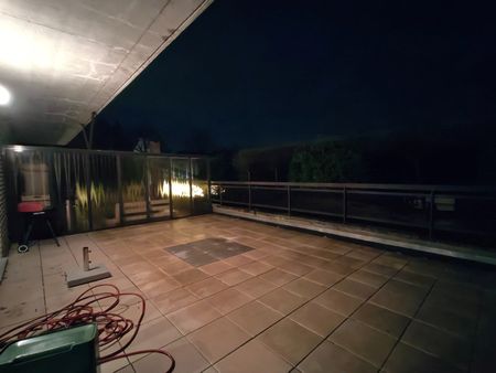 Gelijkvloers appartement met ruim terras in Lokeren - Photo 2