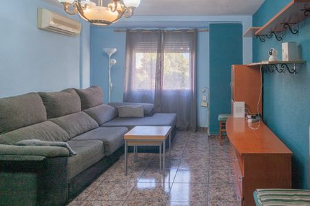Rent apartment, in Parc Central de Torrent - Photo 2