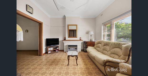 Two Bedroom Home in Pascoe Vale South - Photo 1