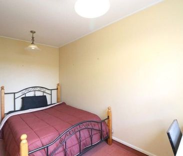 Gladstone, 3 bedrooms, $680 pw - Photo 3