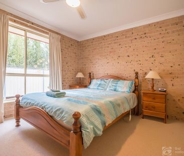 QUALITY CENTRAL FURNISHED VILLA - Photo 4