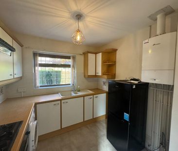 2 bedroom Bungalow To Let - Photo 1