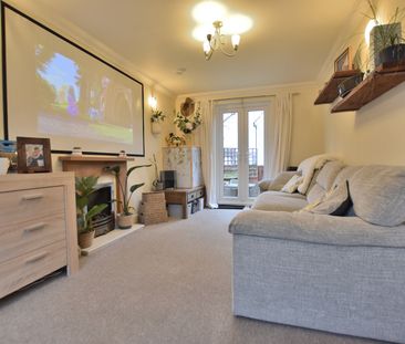 2 bedroom detached house to rent, - Photo 1