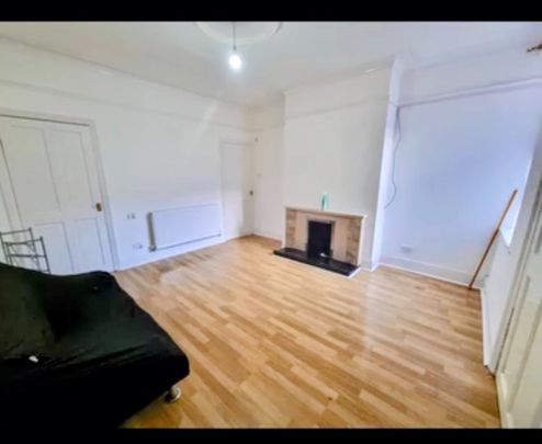 3 Bed Terraced House, Elmham Road, S9 - Photo 1