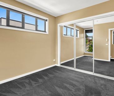 Modern Living & Urban Convenience - Photo 5