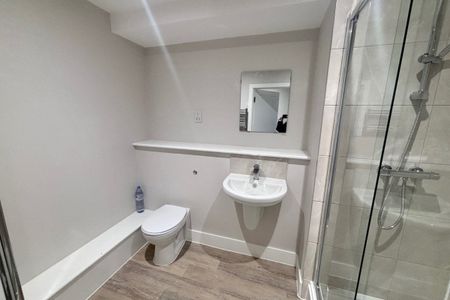 George Street - Photo 2