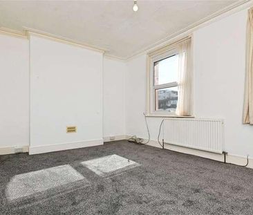 Rosemary Road West, Clacton-on-sea, CO15 - Photo 4