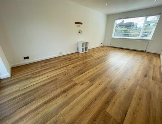 5 Bedroom Detached To Let - Photo 1