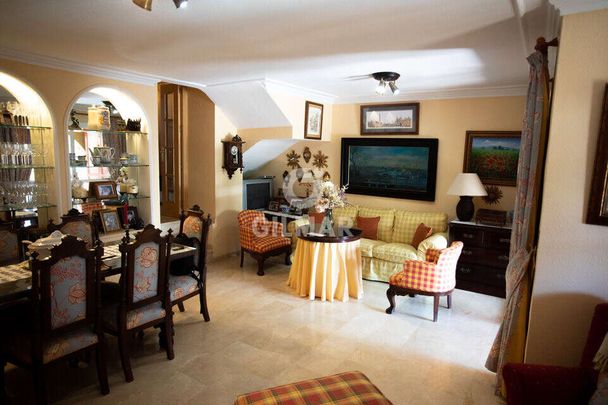 Chalet Adosado en alquiler en Casares – Málaga | Gilmar Consulting - Photo 1