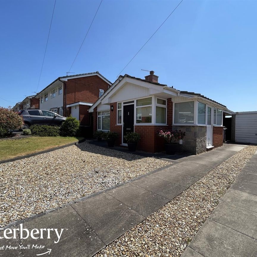 Coleridge Road, Blurton, Stoke-On-Trent - Photo 1