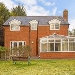 5 bedroom detached house to rent - Photo 1