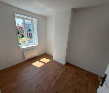 Location Maison 5 pièces 74m² TOURCOING 59200 - Photo 2