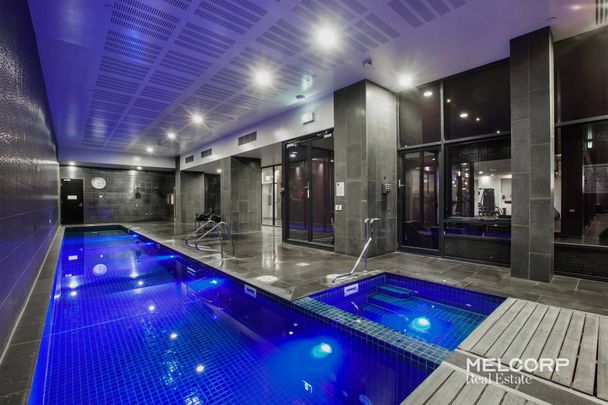 CONVENIENT LIVING IN PRIME LOCATION - UNFURNISHED - Photo 1