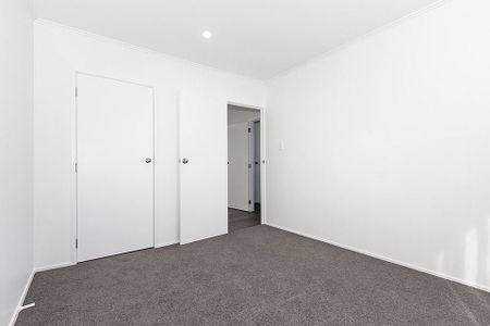 Beautiful home in a perfect location - Photo 4