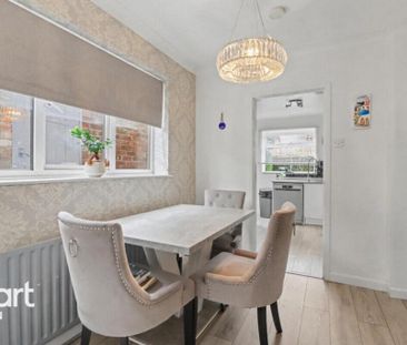 2 bedroom semi-detached house to rent - Photo 6