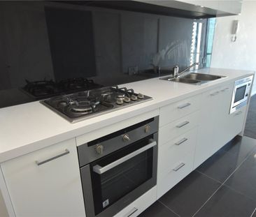 3503/241 City Road - Photo 5