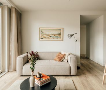 Wickside, Hertford Union Canal - Photo 1