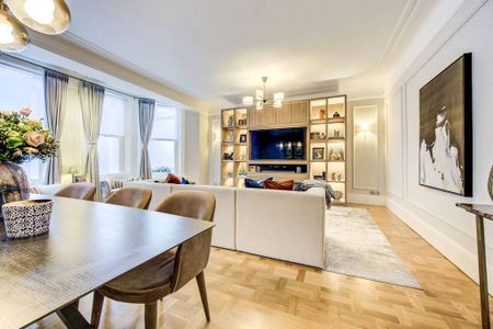 3 bedroom flat to rent - Photo 4