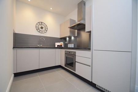 1 bedroom apartment - Photo 2