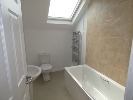 Kirby Road Flat D - Photo 2