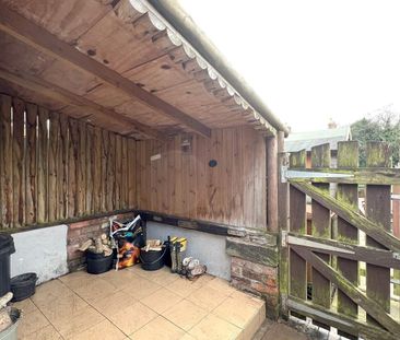 The Bank, Scholar Green - Photo 1