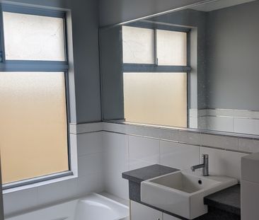 Banksia Grove - Photo 2