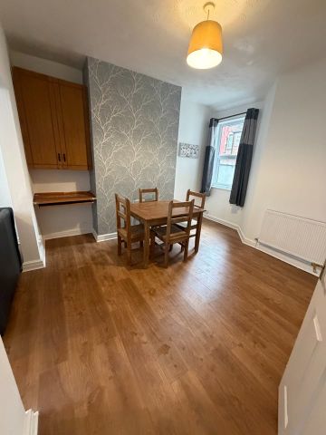 2 Bed Terraced House, Hersey St, M6 - Photo 2