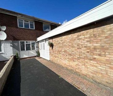 Wyldfield Gardens, Edmonton, N9 - Photo 1