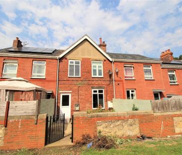 3 bedroom terraced house to rent - Photo 6