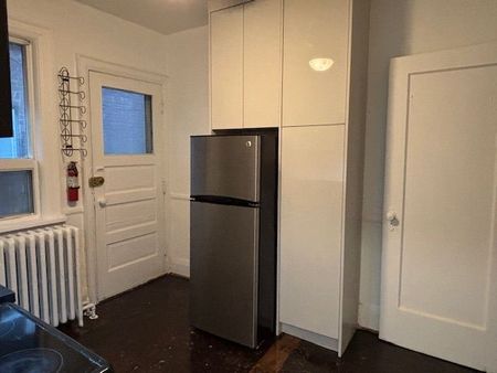 For Lease - 8 Page Street, Toronto, Ontario - Photo 5