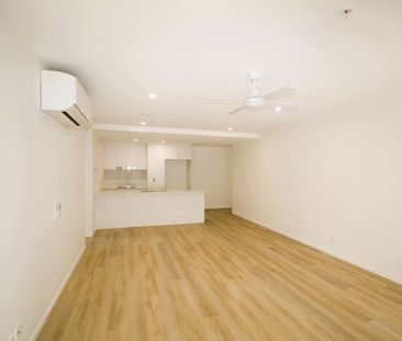 Luxury Apartment in the Heart of Maroochydore! - Photo 2