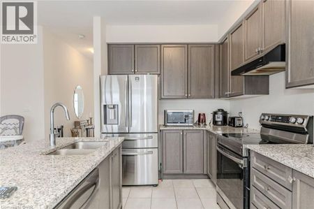 12 TOFFEE Trail, Stoney Creek, Ontario, L8J0M2 - Photo 2