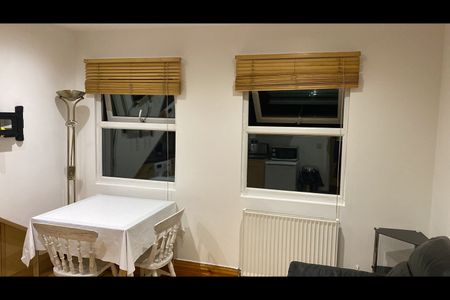 2 Bed Flat, Craven Avenue, W5 - Photo 2