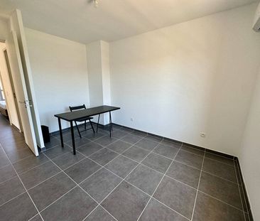 Location maison 4 pièces 84.36 m² à Ollioules (83190) - Photo 5