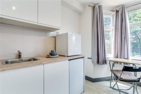 Studio to rent - Photo 2