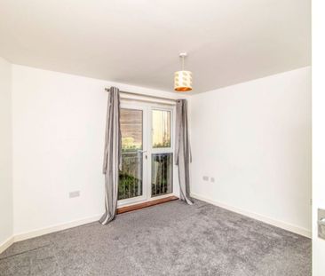 1 Bed Flat, Wallington, SM6 - Photo 5