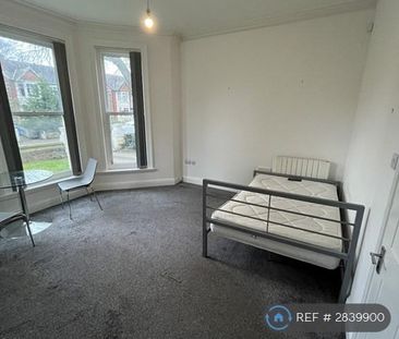 Studio to rent - Photo 6