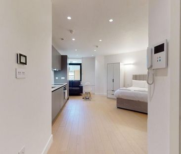 Studio to rent - Photo 3