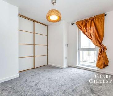 Cameron Crescent, Edgware, HA8 - Photo 4