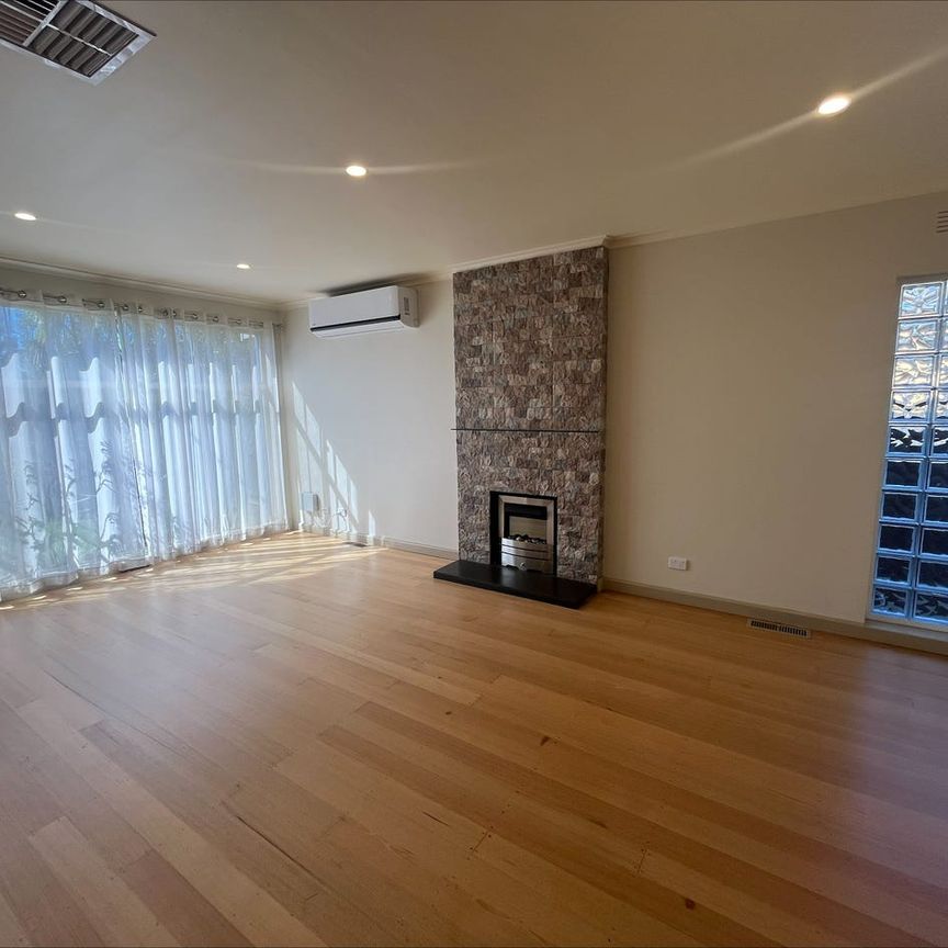 Generous 4-Bedroom Home - Photo 1