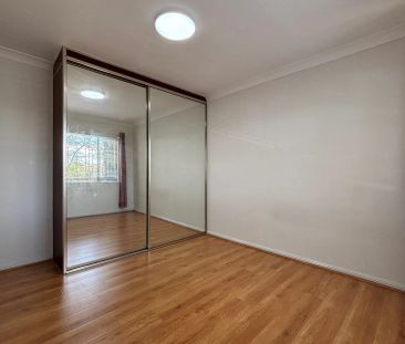 Large first floor apartment at the rear of the complex - Photo 2