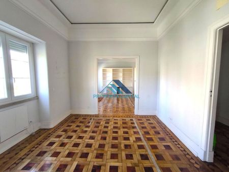 Apartamento T5 em Lisboa - Photo 2